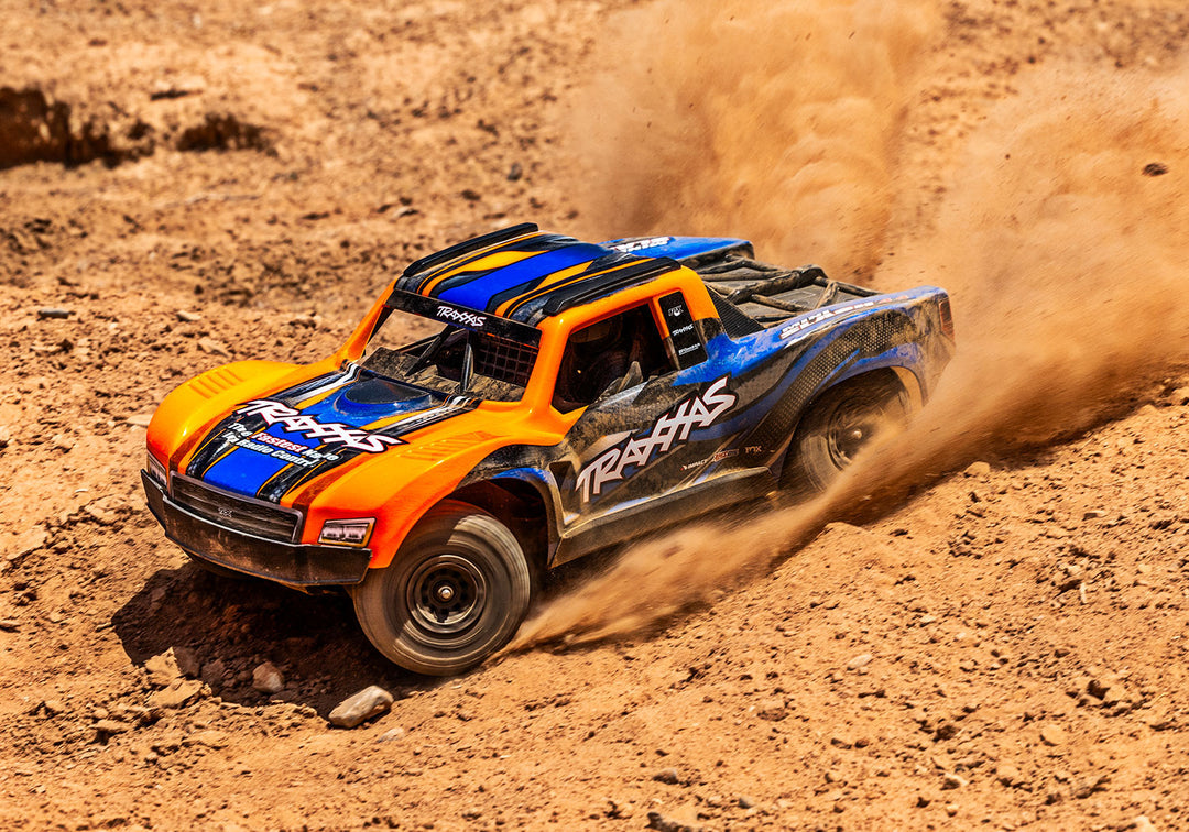 Traxxas Mini Slash 4X4 108164-1 - Orange acción izquierda