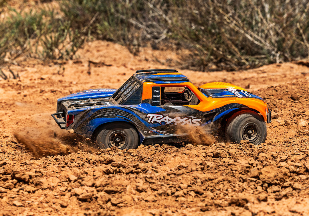 Traxxas Mini Slash 4X4 108164-1 - Orange acción derecha