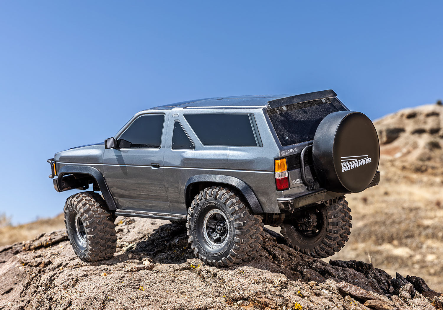 Traxxas TRX-4 Nissan Pathfinder 110056-4 - Acción Silver