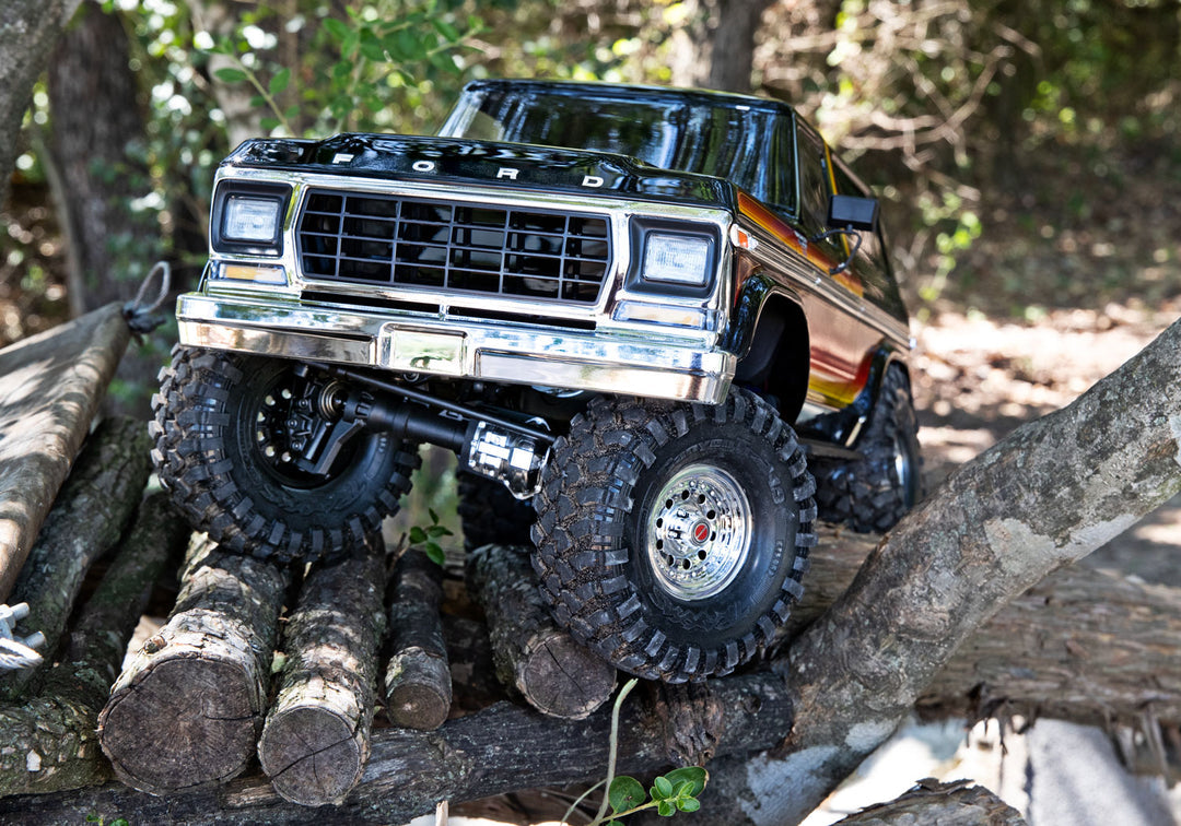 Traxxas TRX-4 1979 Ford Bronco 82246-4 - Acción 2